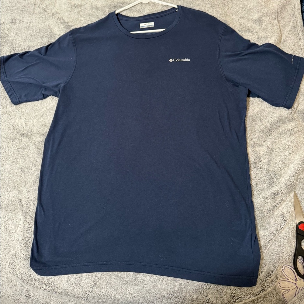 Columbia men’s t-shirt XL